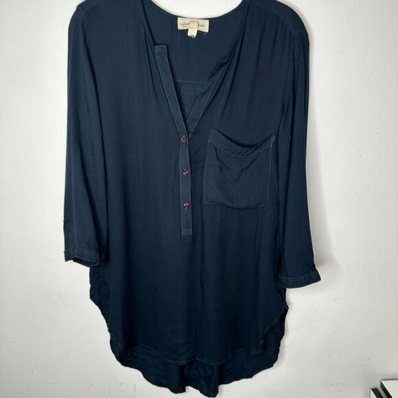 Cloth & Stone Black Henley Half-Button Long Sleeve V-Neck Shirt Tail Hem Top SM - Picture 3 of 10